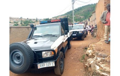 Kimisagara: Hagaragaye umugabo wapfuye amanitse mu giti yambaye ubusa
