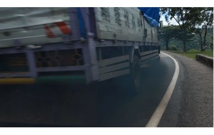 Polisi yihanangirije abafite imodoka zivubura imyotsi