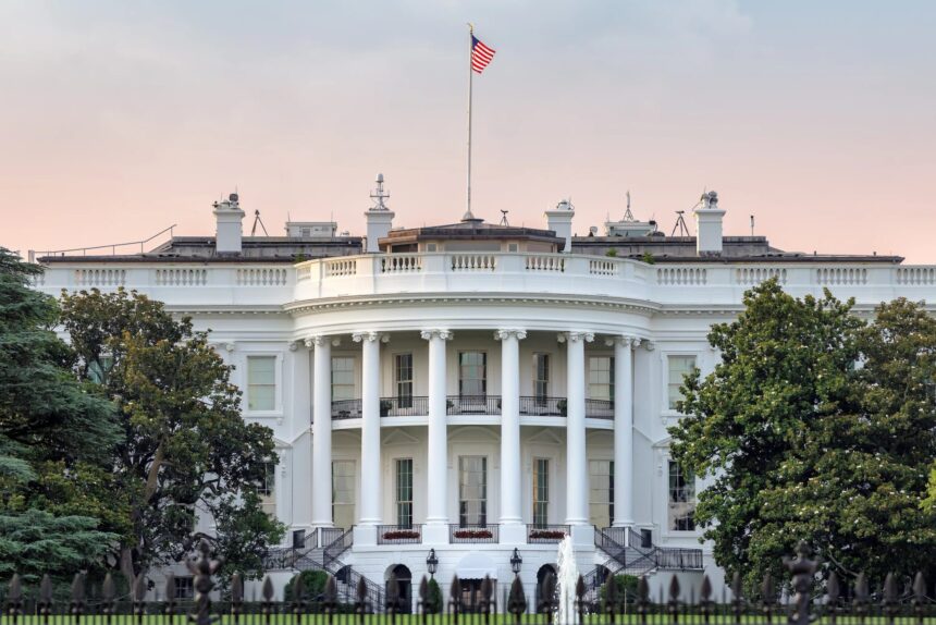 OMS Ihangayikishijwe nuko America igiye kuyitera umugongo