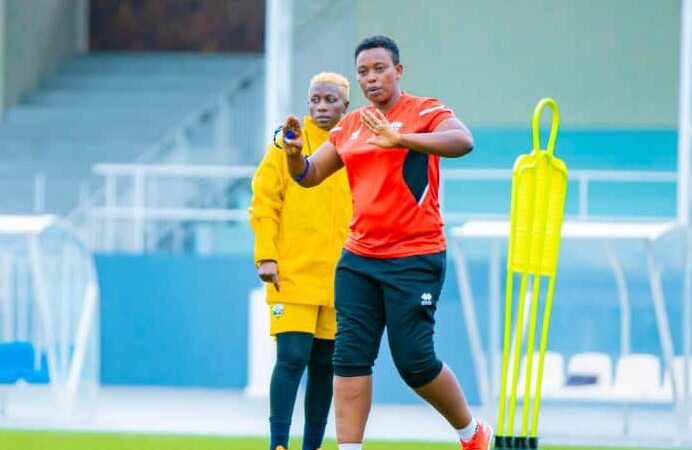 Nyinawumuntu Grace agiye gutoza muri Canada