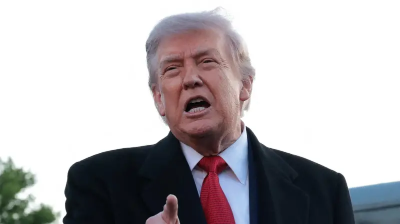 Trump avuga ko agahengwe hagati ya Amerika na Iran kagihari nyuma y’ukurasana mu muhora wa Hormuz